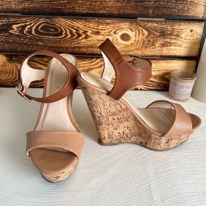 Bamboo Two-Tone Nude Wedges Size 7.5